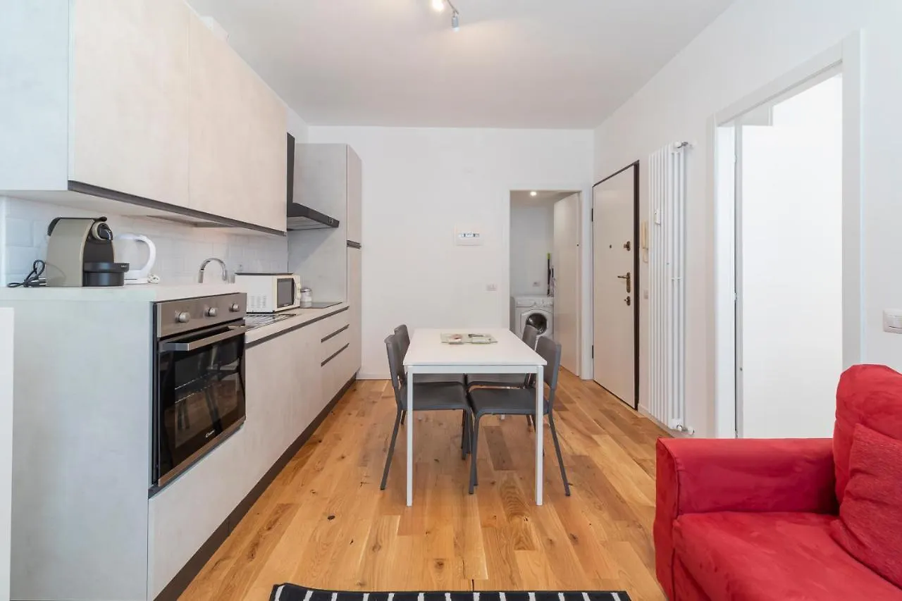 Renovated flat close to Navigli - Fra Bartolomeo Appartamento Milano Italia